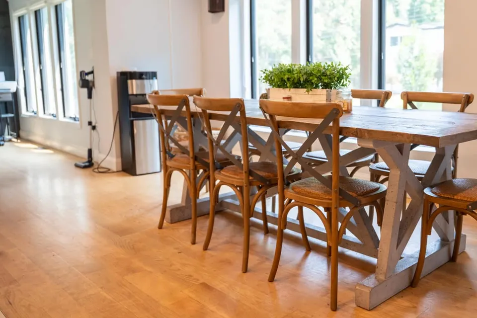 Dining room in the Closter Residence I sober living home